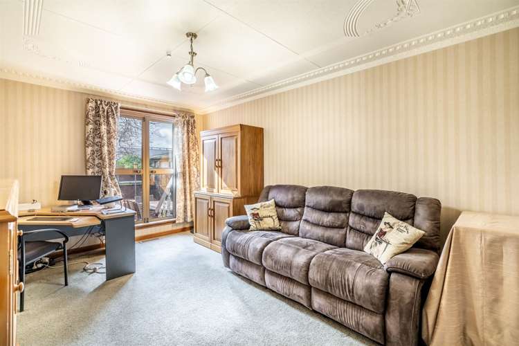 63 Louisa Street Gladstone_9