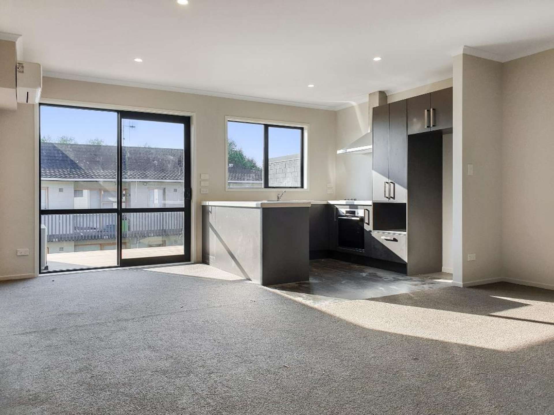 4/47 Cook Street 1074_0