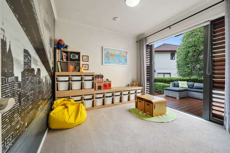 26 Greenbough Lane Greenhithe_21