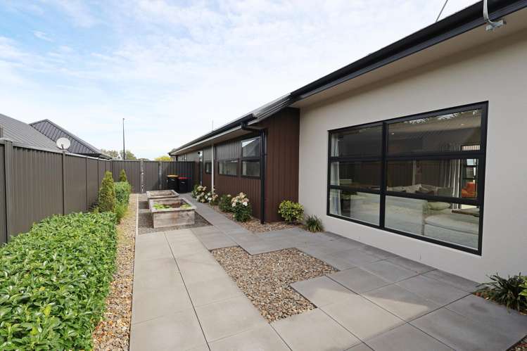 25 Richfield Drive Waikiwi_40