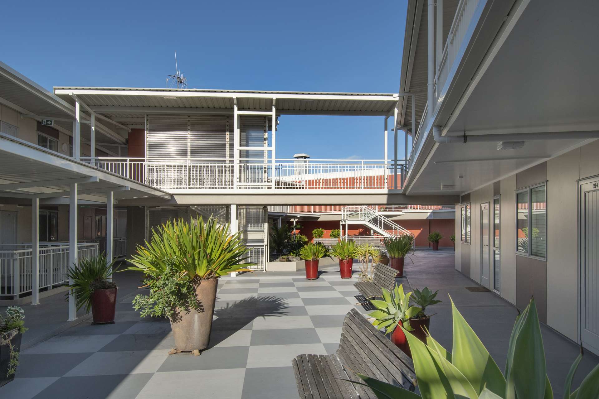 215/332 Maunganui Road Mount Maunganui_0