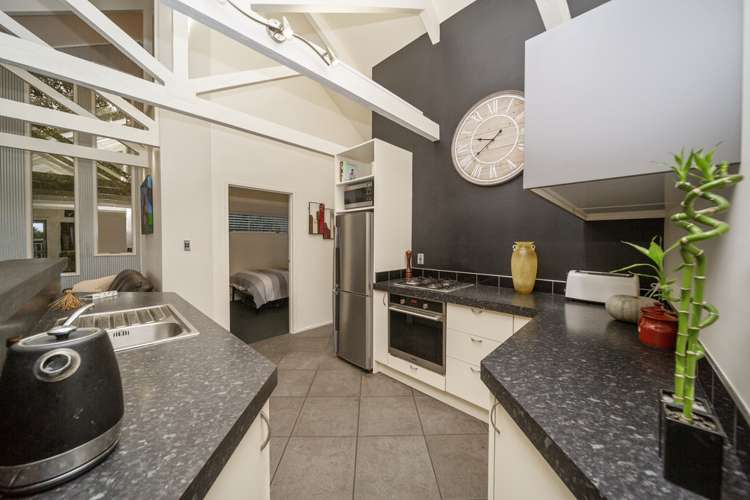 127 Wairau Road Oakura_22