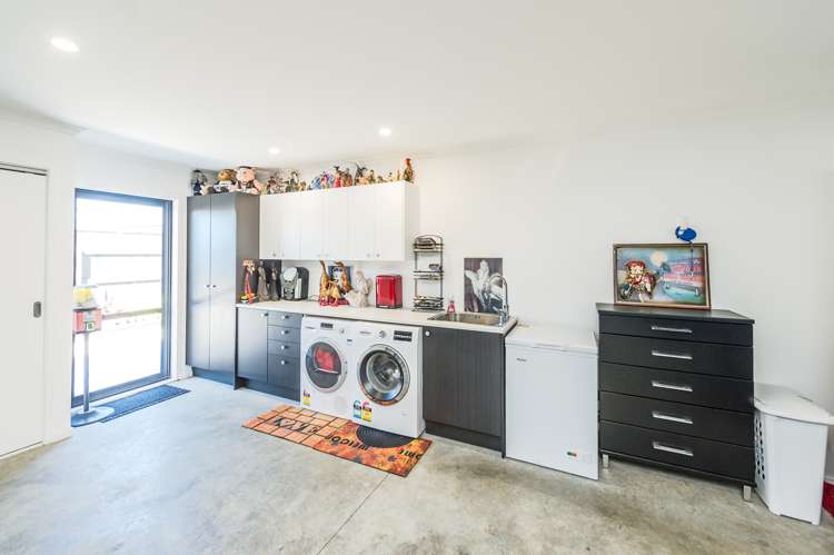 8 Magnolia Crescent Tawhero_9