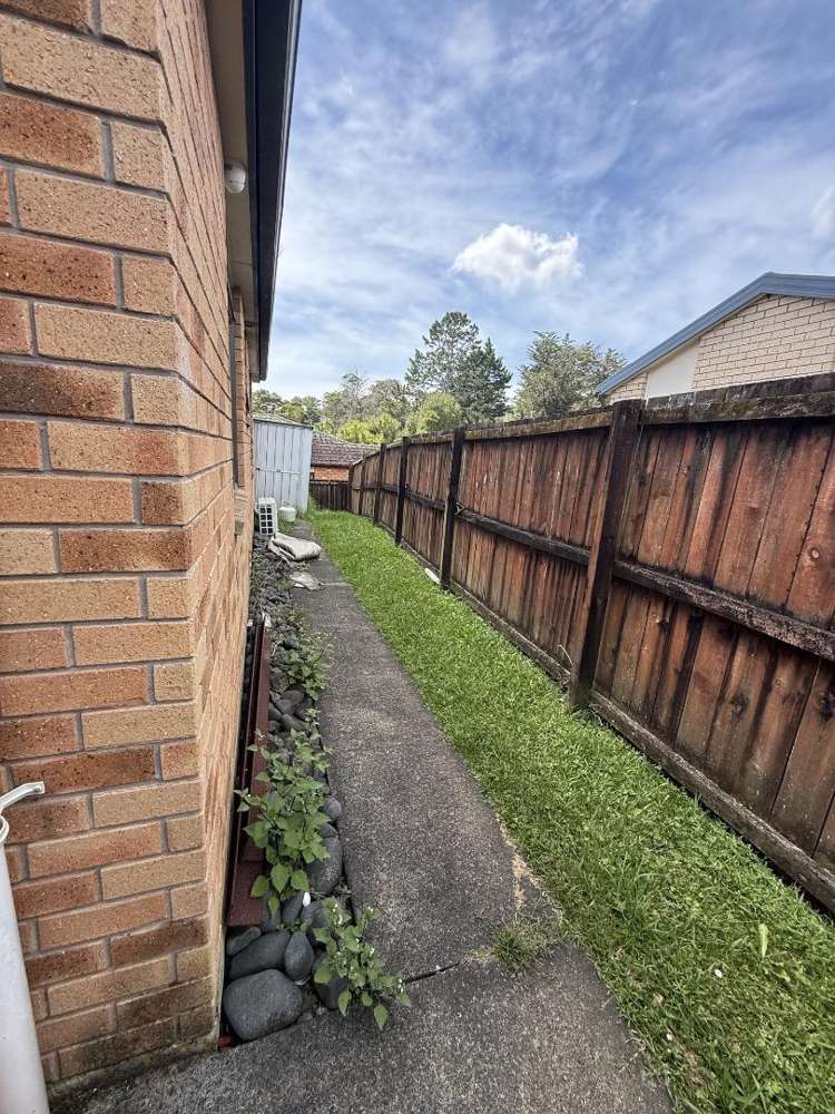 61 Woodbank Drive Glen Eden_14