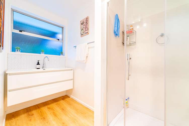 1A Raymond Street West End_11