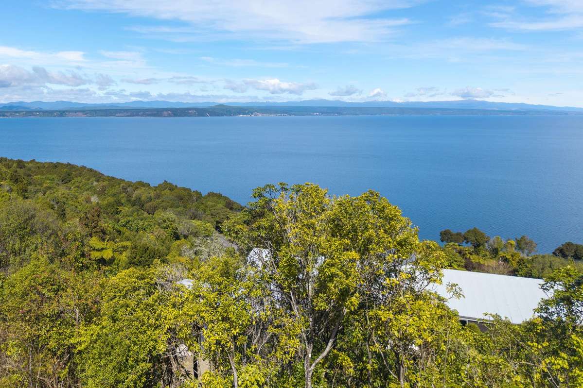 45 Whakamoenga Point_0