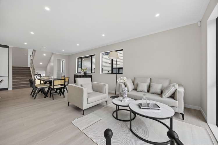 2 Ballyalton Crescent Flat Bush_7