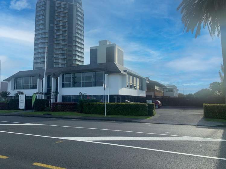 2D Burns Avenue Takapuna_1