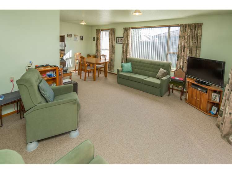 6 Peebles Drive Hei Hei_6