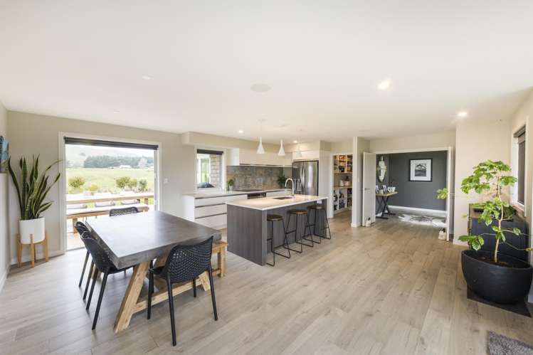 20 Highland View Drive Tokomaru_7