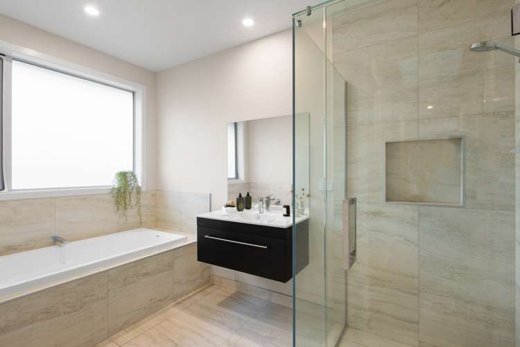 41 Alan Livingston Drive Cambridge_27