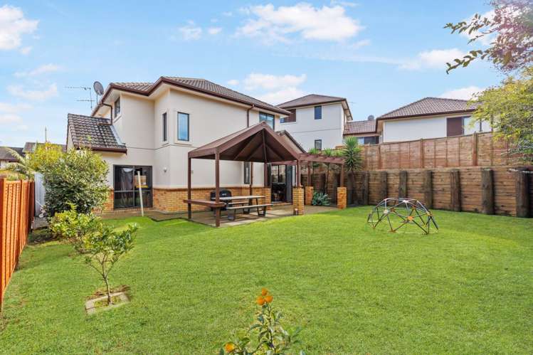 30 Greenbough Lane Greenhithe_14