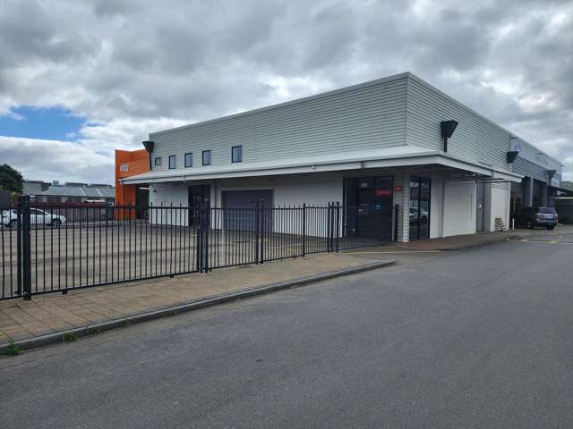 For lease - extrememly rare opportunity