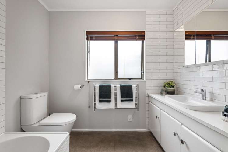 86 Porritt Avenue Chatswood_9