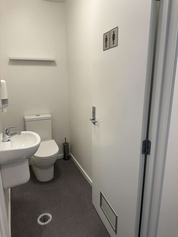 7/2 Distribution Lane Sockburn_9