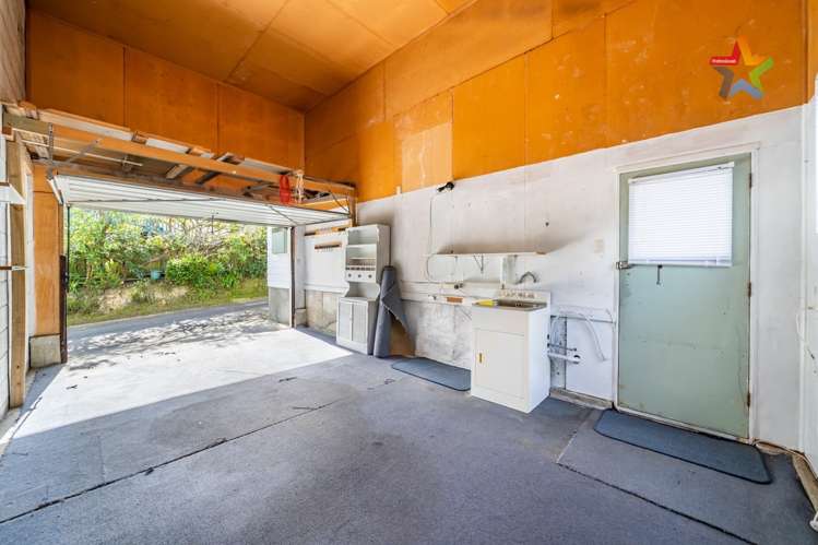 1/5 Kingsley Street Stokes Valley_17
