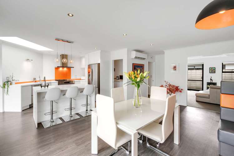 29 Araucana Way Burwood_13