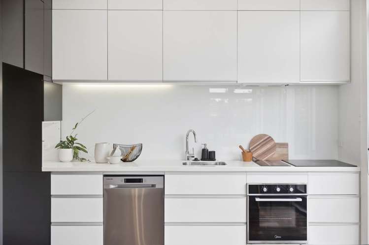 35A Holly Street Avondale_10