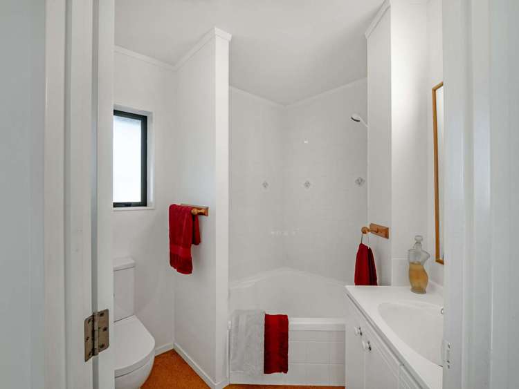 1/114 The Circle Manly_23