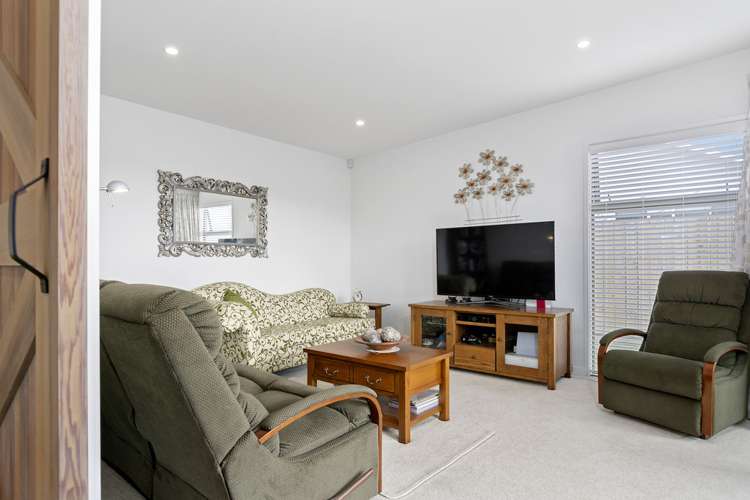 8 Awatira Drive Papamoa_8