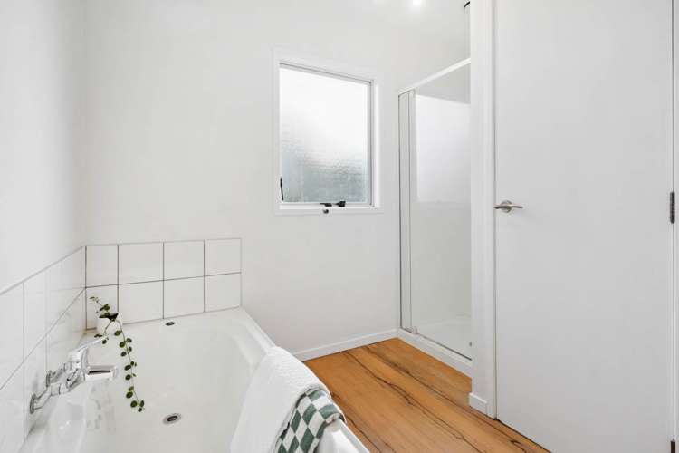 2/56 Waipani Road Te Atatu Peninsula_15