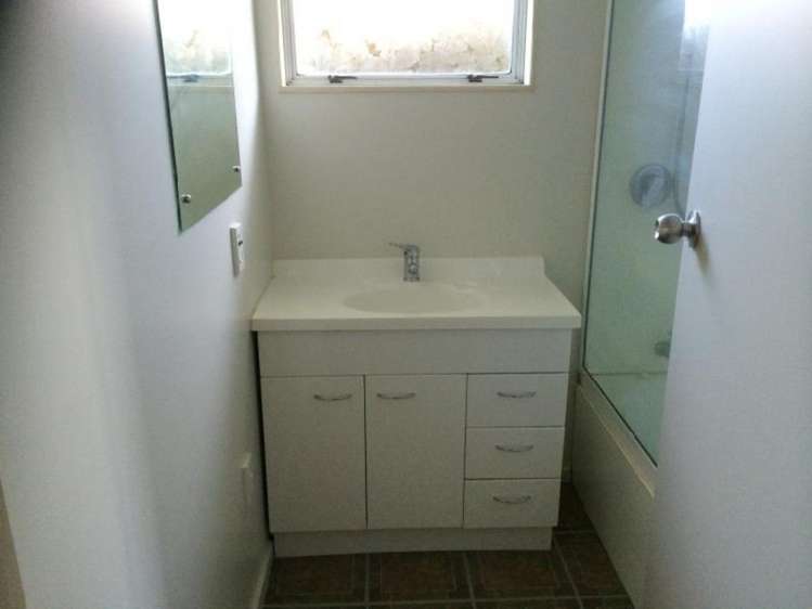 4b Windlesham Place Wakefield_8