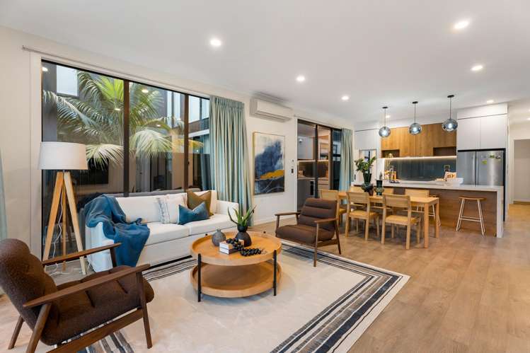 73 Joshua Carder Drive Hobsonville_15