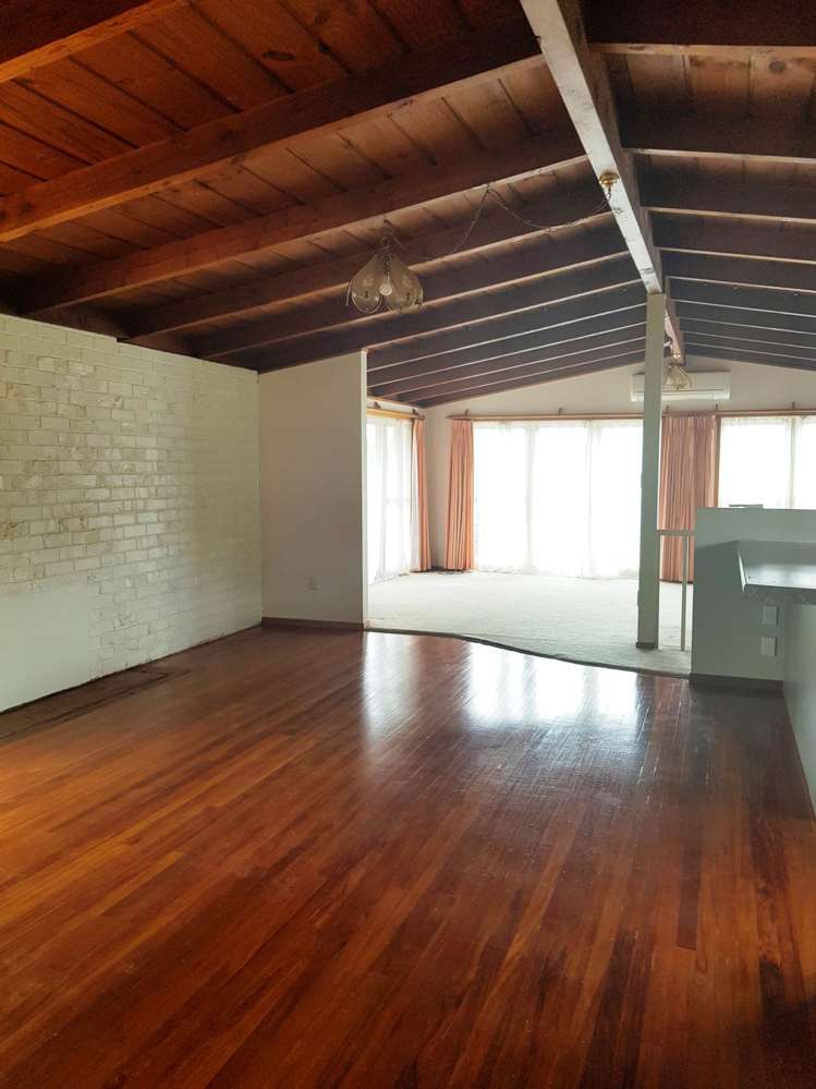 65 Tiroroa Avenue Te Atatu South_6