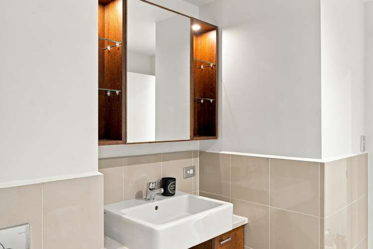 4A/24 Market Place Auckland Central_25