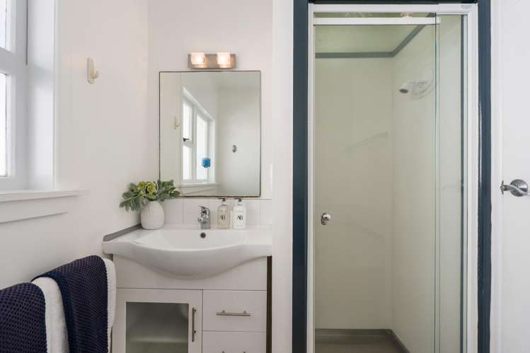 1/18 Limmer Place Browns Bay_10