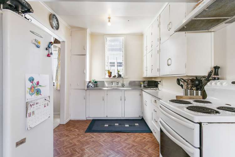 36 Mount Smart Road Onehunga_6