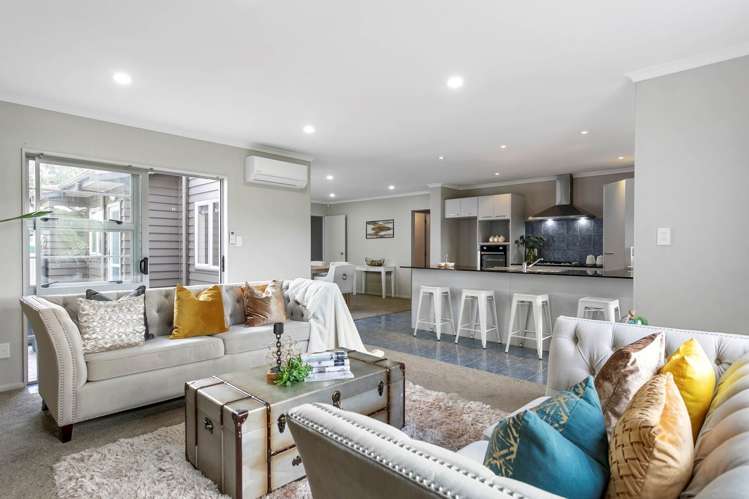 7 Savona Drive Flat Bush_0