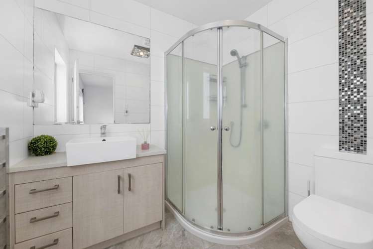 7 Undine Street Pakuranga_17