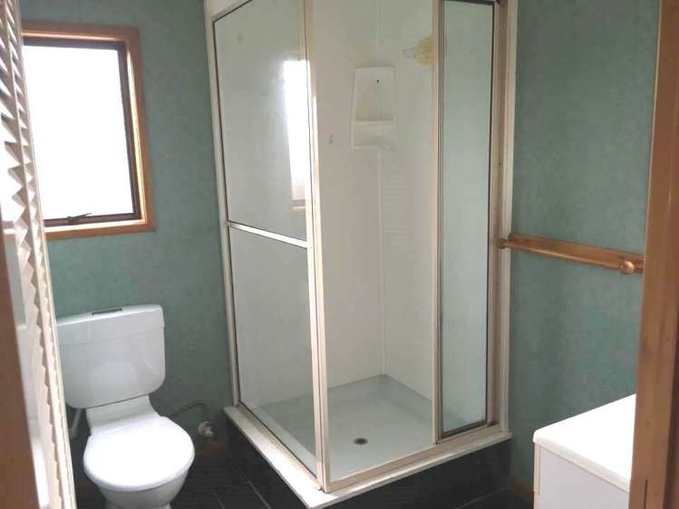 8 Muscat Place Henderson_11