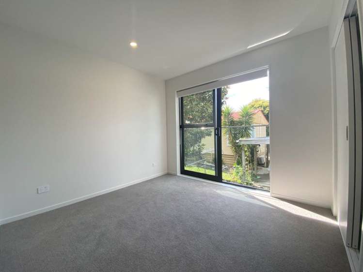 74F Gardner Avenue New Lynn_13