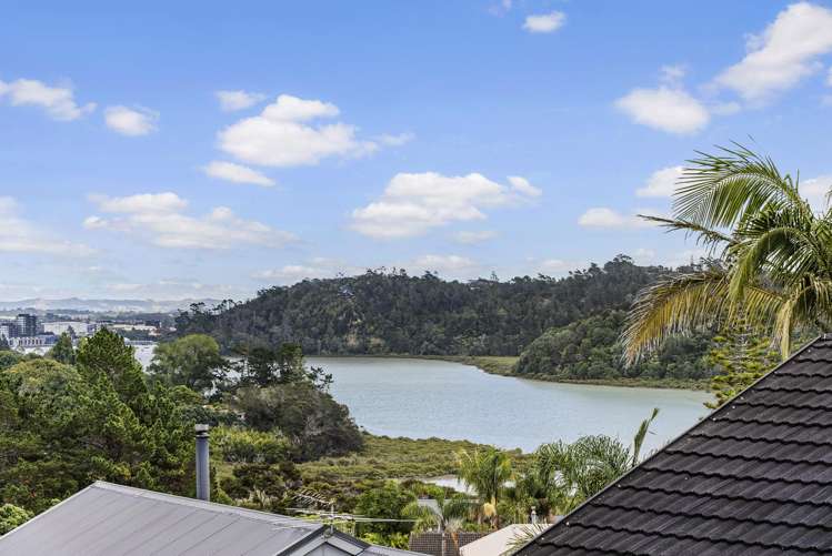 2/66 Pemberton Avenue Bayview_12