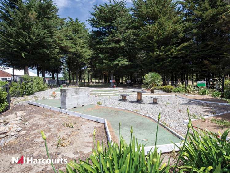 14 Ashworths Beach Road Leithfield_17