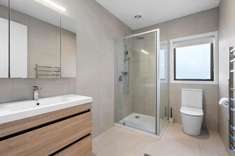 2/49 Pengover Avenue Cambridge_8