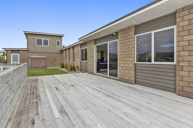 15 Dusky Crescent Aotea_18