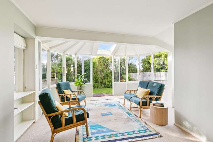 10 Kate Way Karori_14