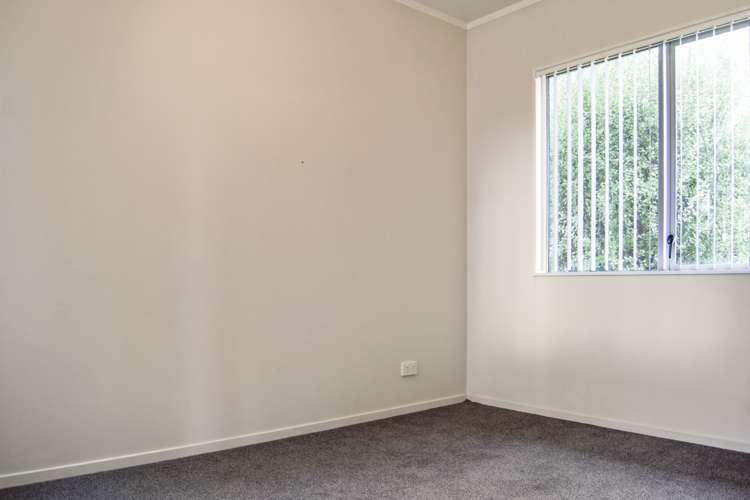 26a Duncan Avenue Te Atatu South_6