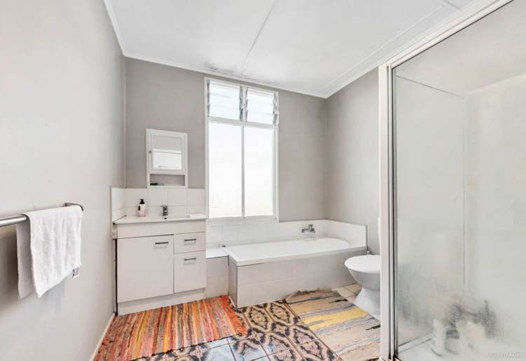 96b Oakdale Road Mt Roskill_2