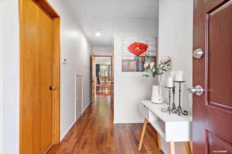 3/12 Alverston Street Waterview_1