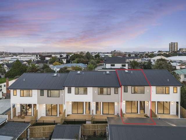 7/16 Binsted Road New Lynn_1