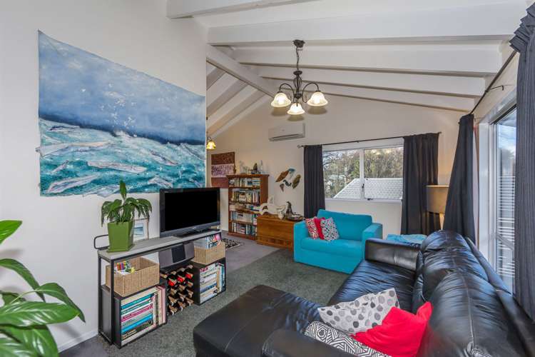 2/46 Chippendale Crescent Birkdale_1