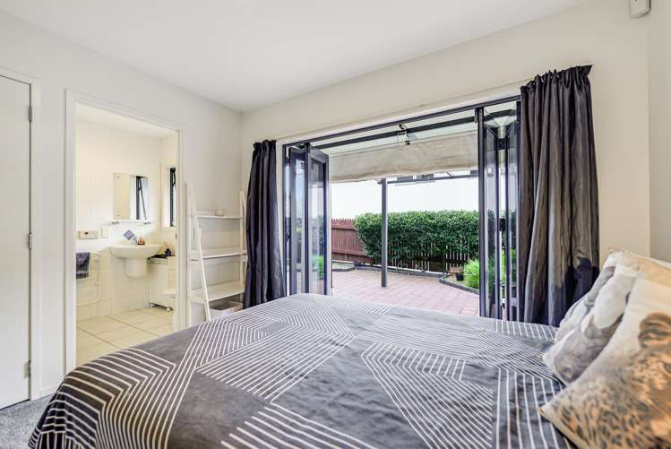 15 Radnor Street Hamilton Central_15