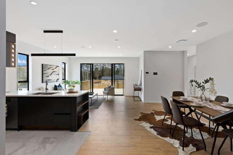 279 West Hoe Heights Orewa_5