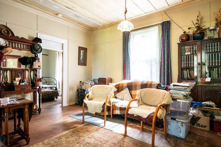 62 Reynoldstown Road Careys Bay_5