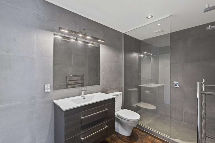 2/66 Powderham Street City Centre_13