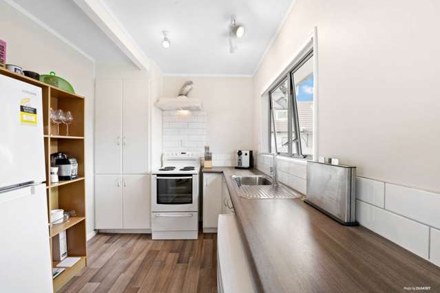 2/109 Wattle Farm Road Wattle Downs_2